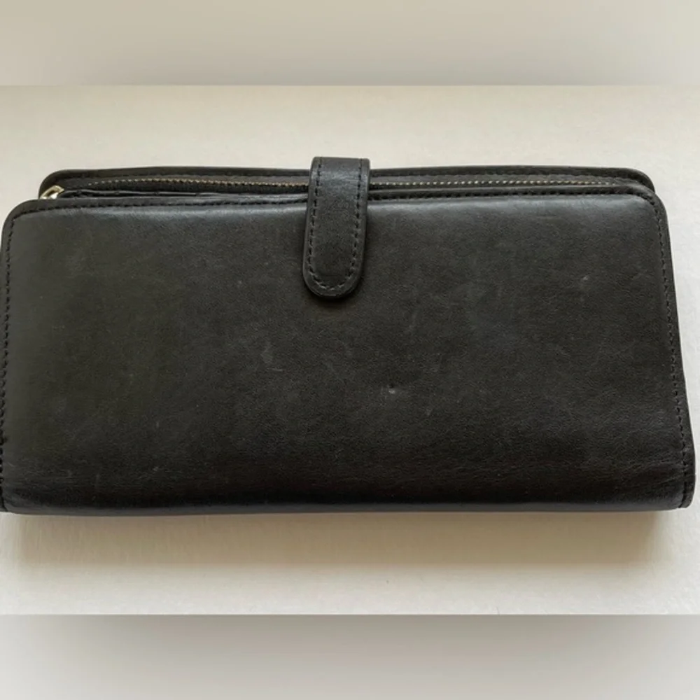 COACH Black leather skinny wallet